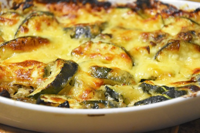Легкая запеканка с сыром и кабачками